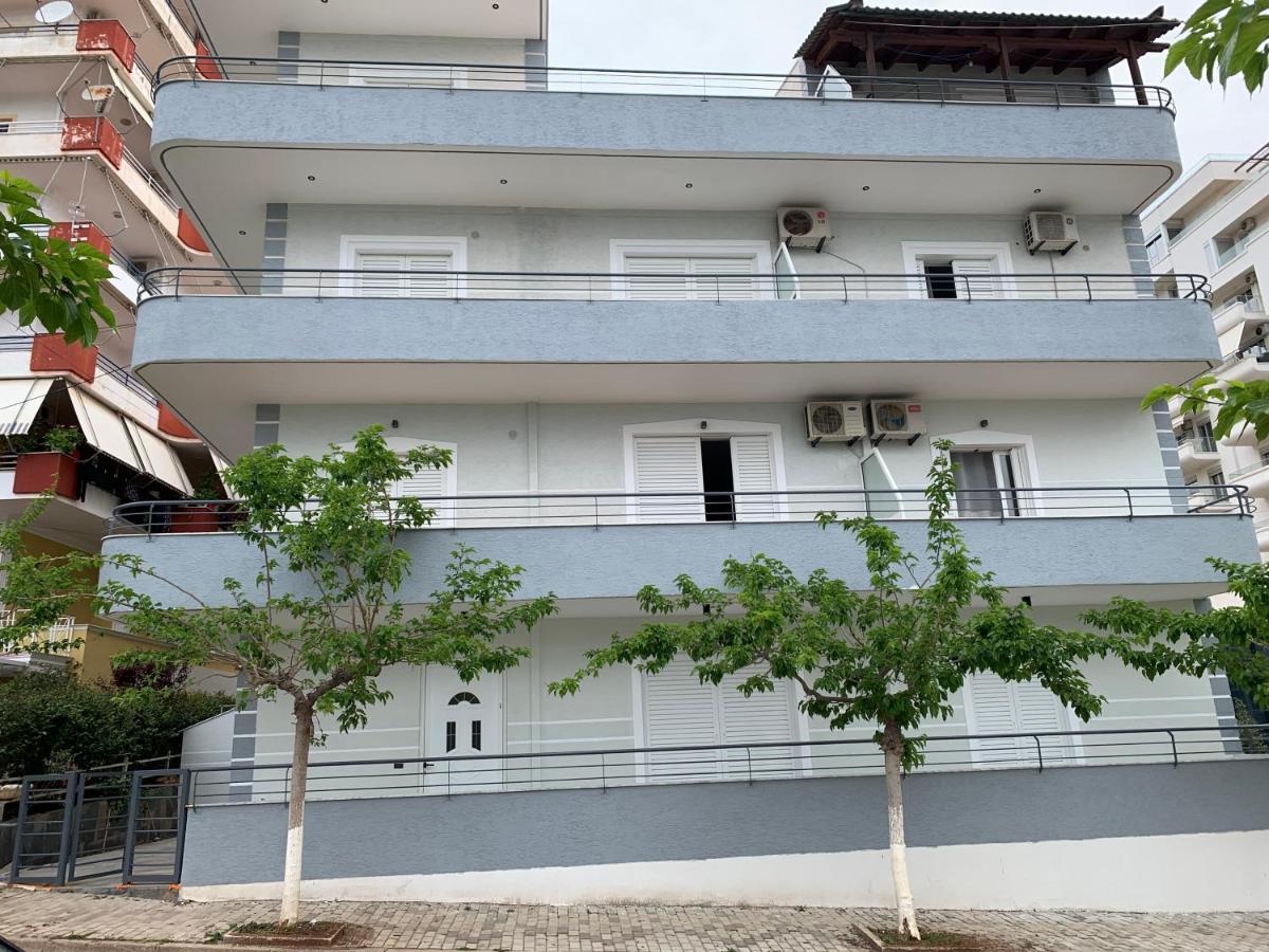 סרנדה Bardhi Apts מראה חיצוני תמונה