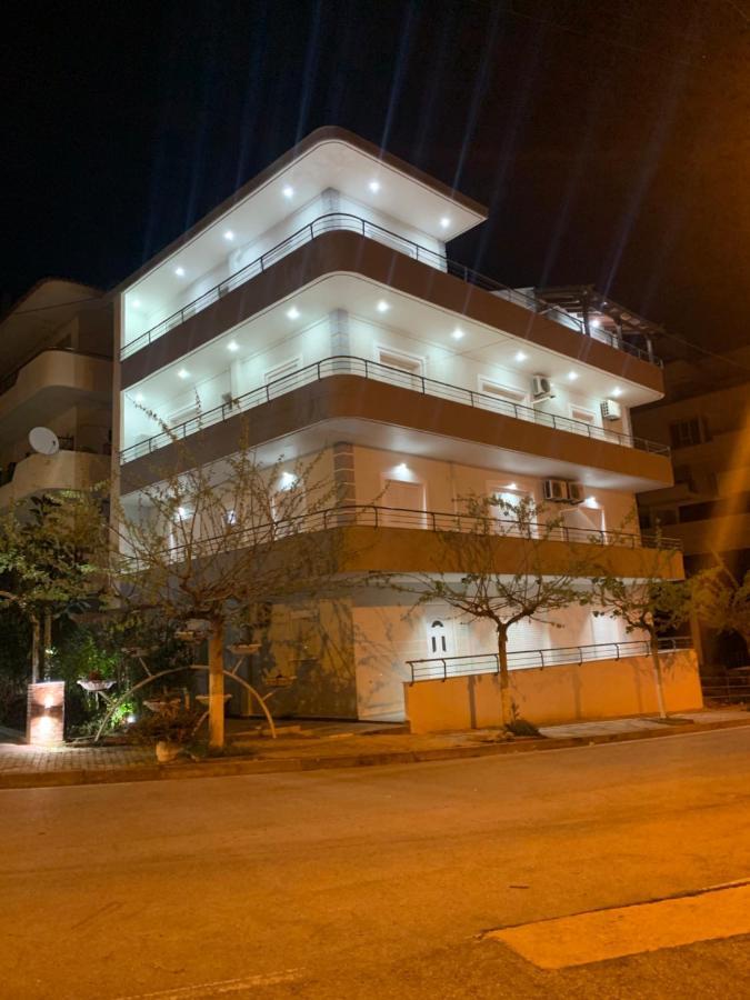 סרנדה Bardhi Apts מראה חיצוני תמונה