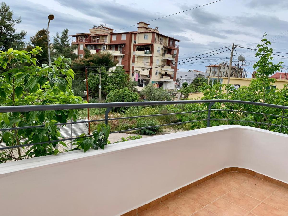סרנדה Bardhi Apts מראה חיצוני תמונה